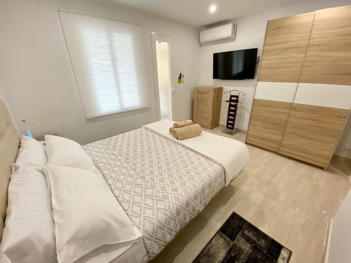 Atico Con Terraza Centro De Tarragona, Mi Refugio Apartman Kültér fotó